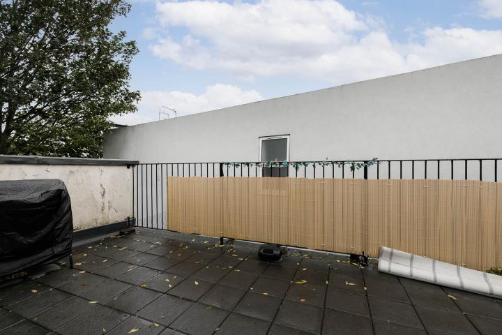 Modern and Central Apartment Belton Road, Willesden Green